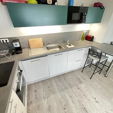 Duplex Lumineux Sur L'ile De Avec Parking Apartment Nantes