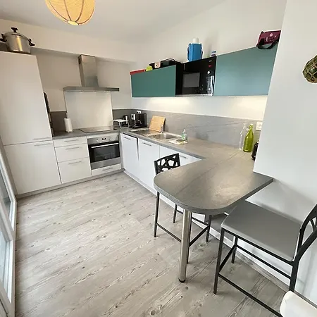 Duplex Lumineux Sur L'ile De Avec Parking Nantes
